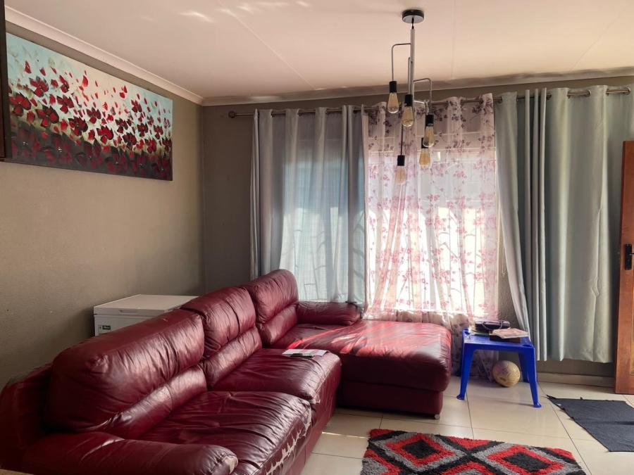 3 Bedroom Property for Sale in Tlhabane West North West